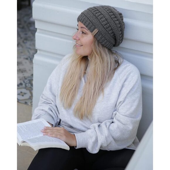 Women\'s Knit Slouchy Beanie Hat Warm Winter Cap Casual Outdoor Wear